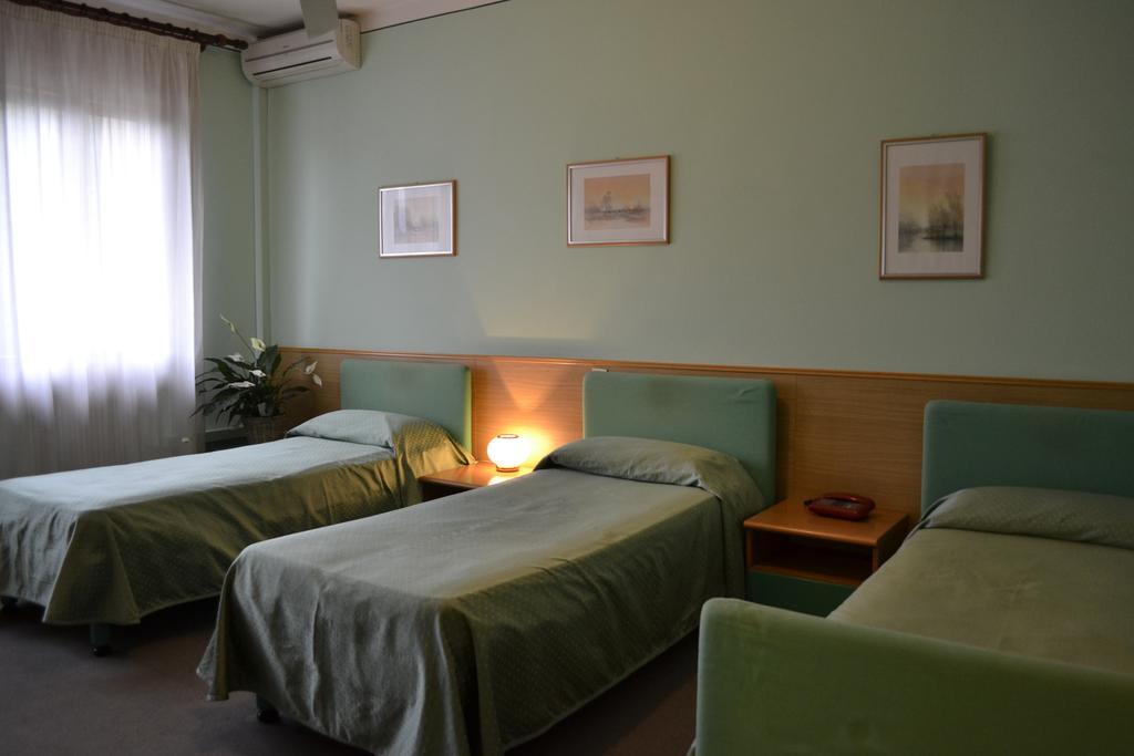 Hotel Ezzelino San Zenone Exterior photo